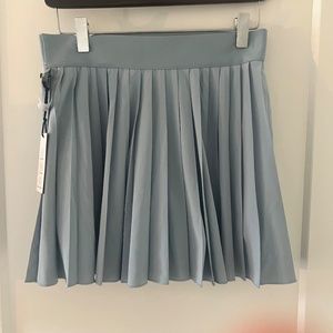 Aritzia TNA Tennis Skirt Size Small